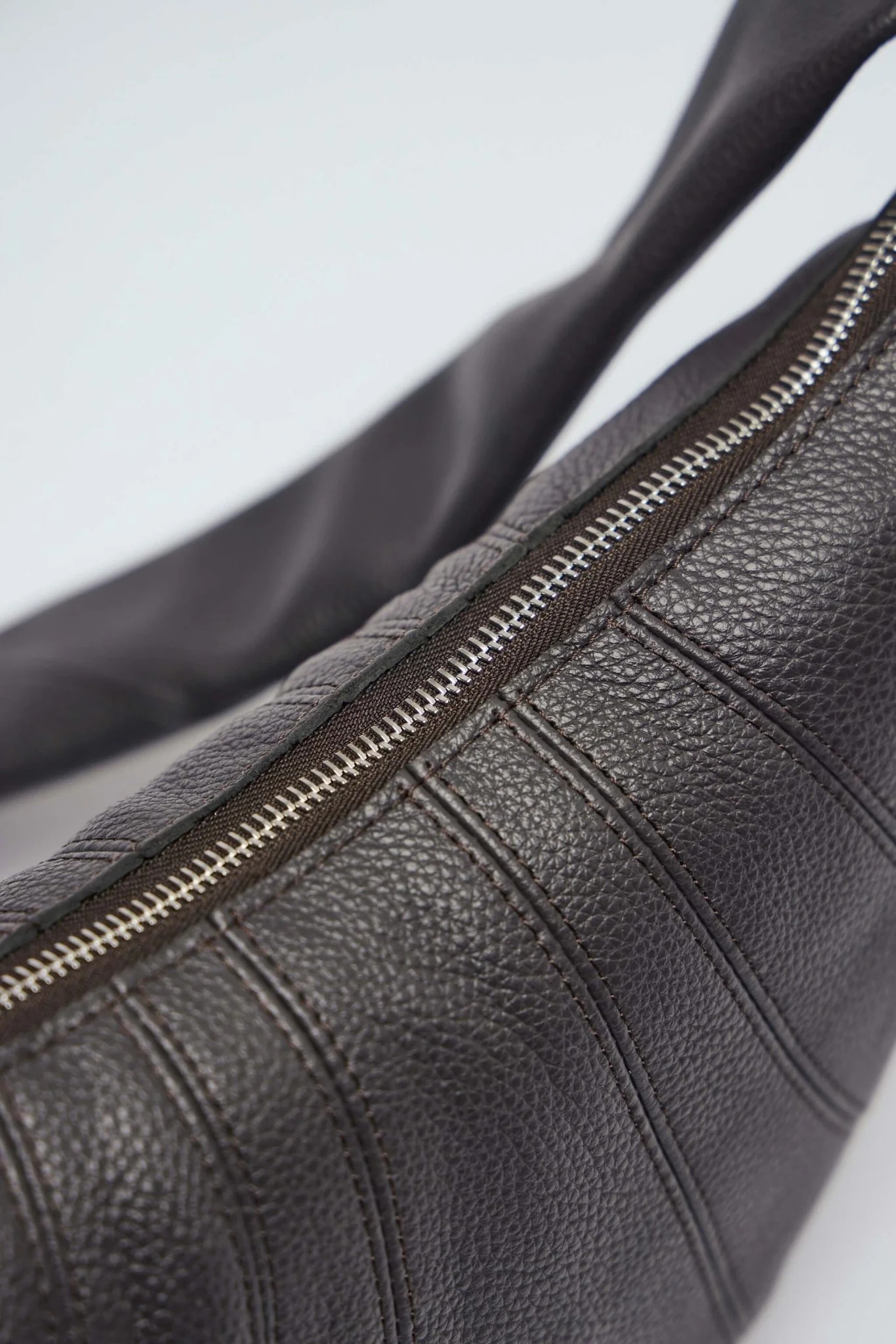 Small Croissant Bag - Image 5