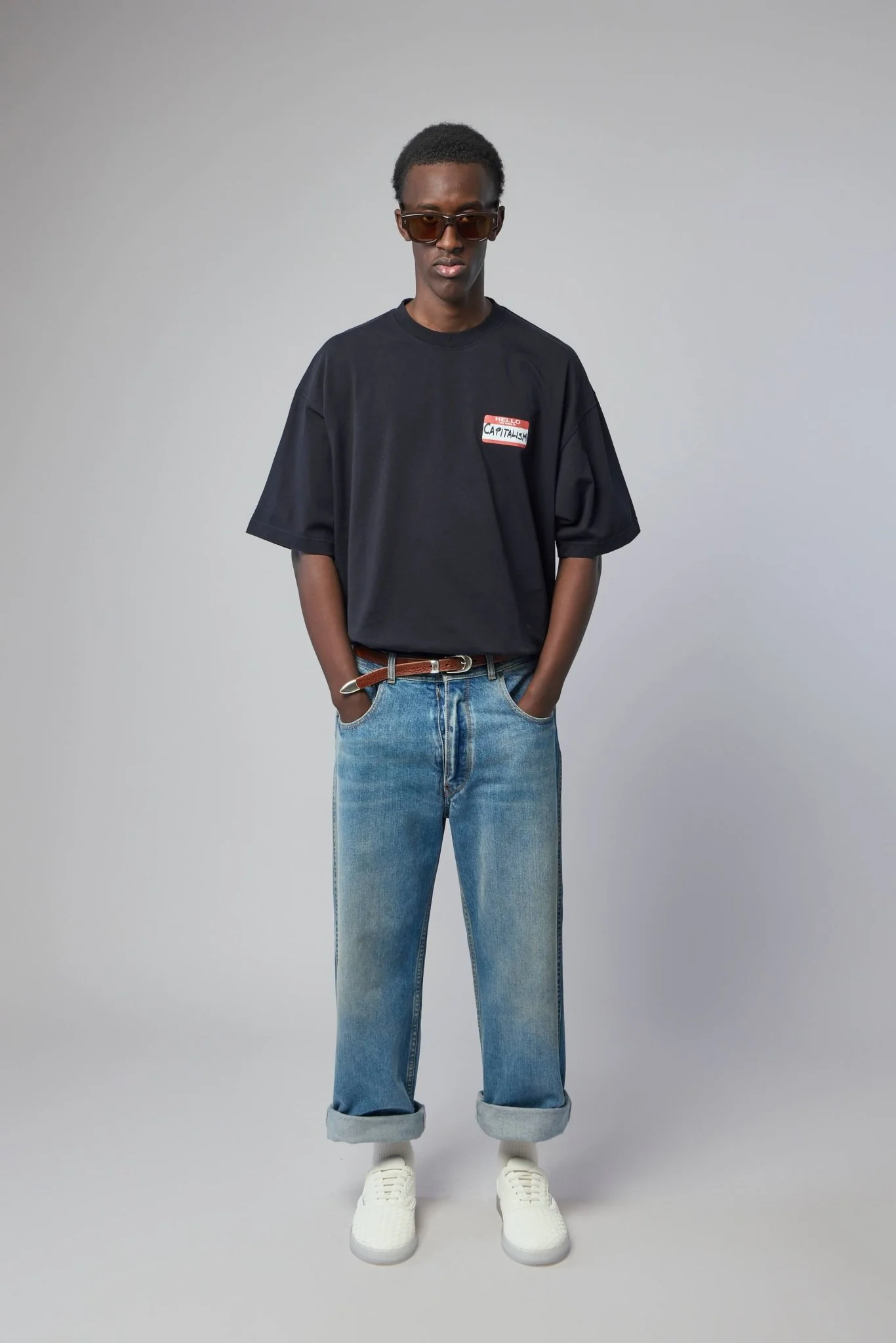 Sticker T-shirt - Image 6