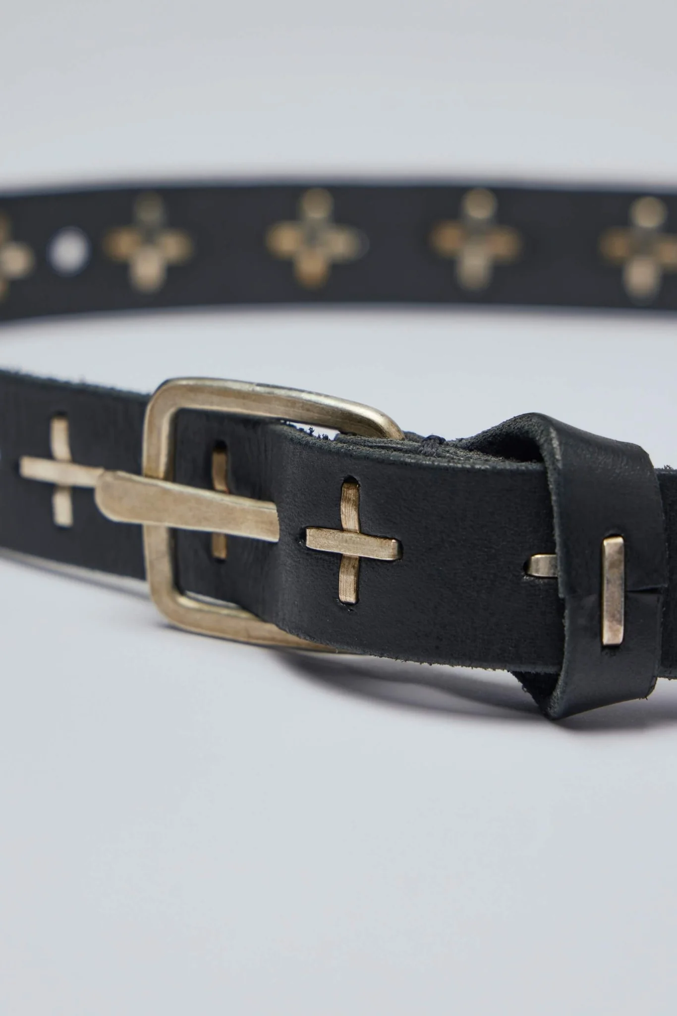 Studded Q Buckle Med Belt - Image 3