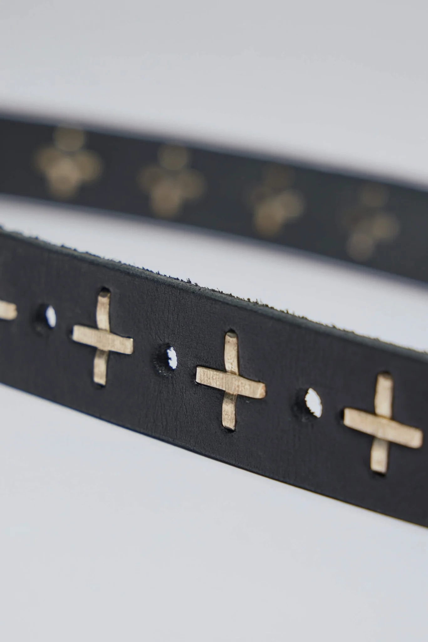 Studded Q Buckle Med Belt - Image 4