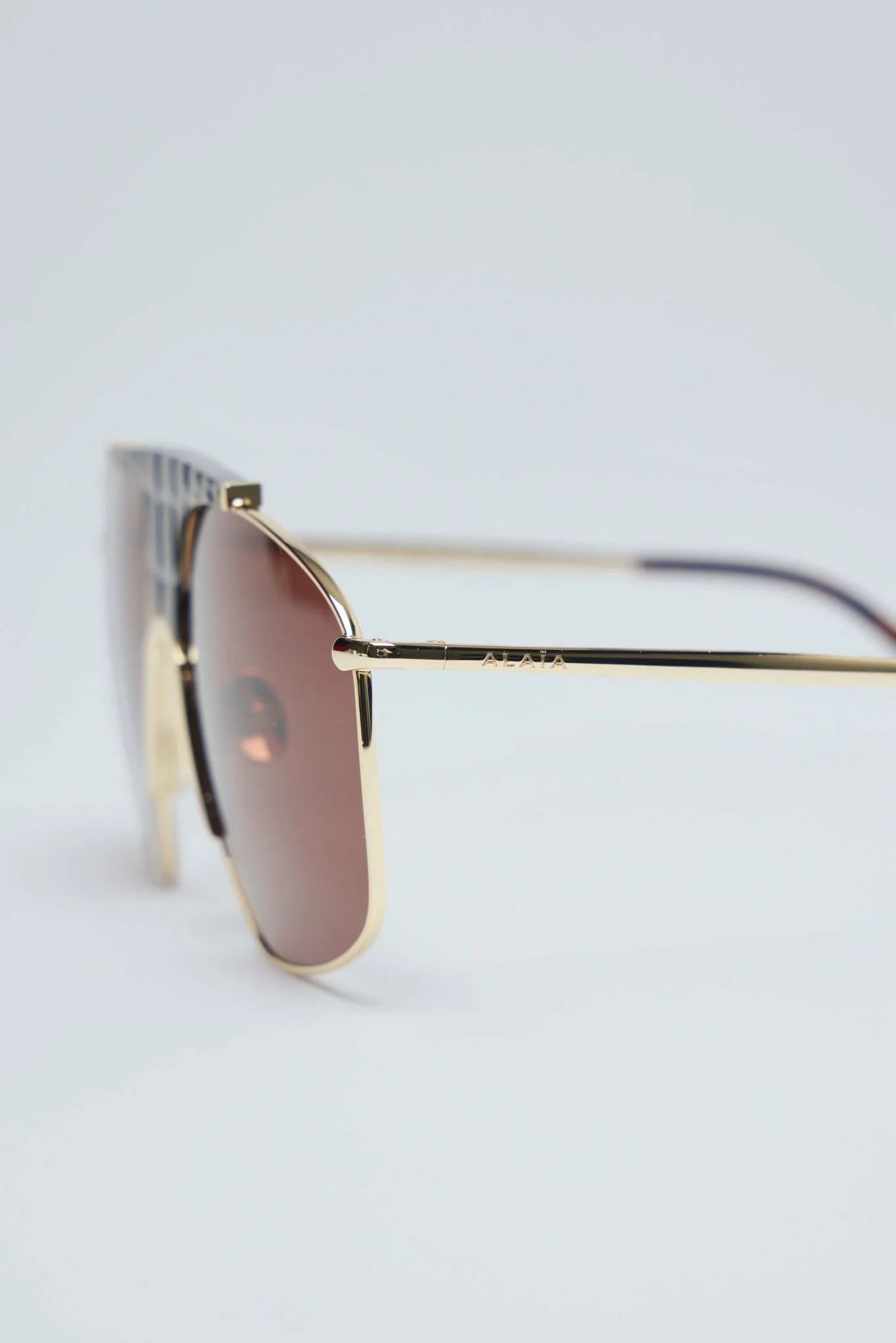 Square Aviator Sunglasses - Image 4