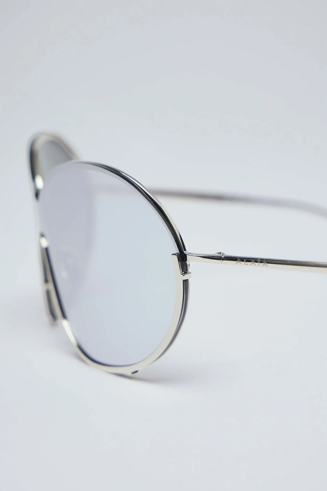 Butterfly Sunglasses in Metal - Image 4