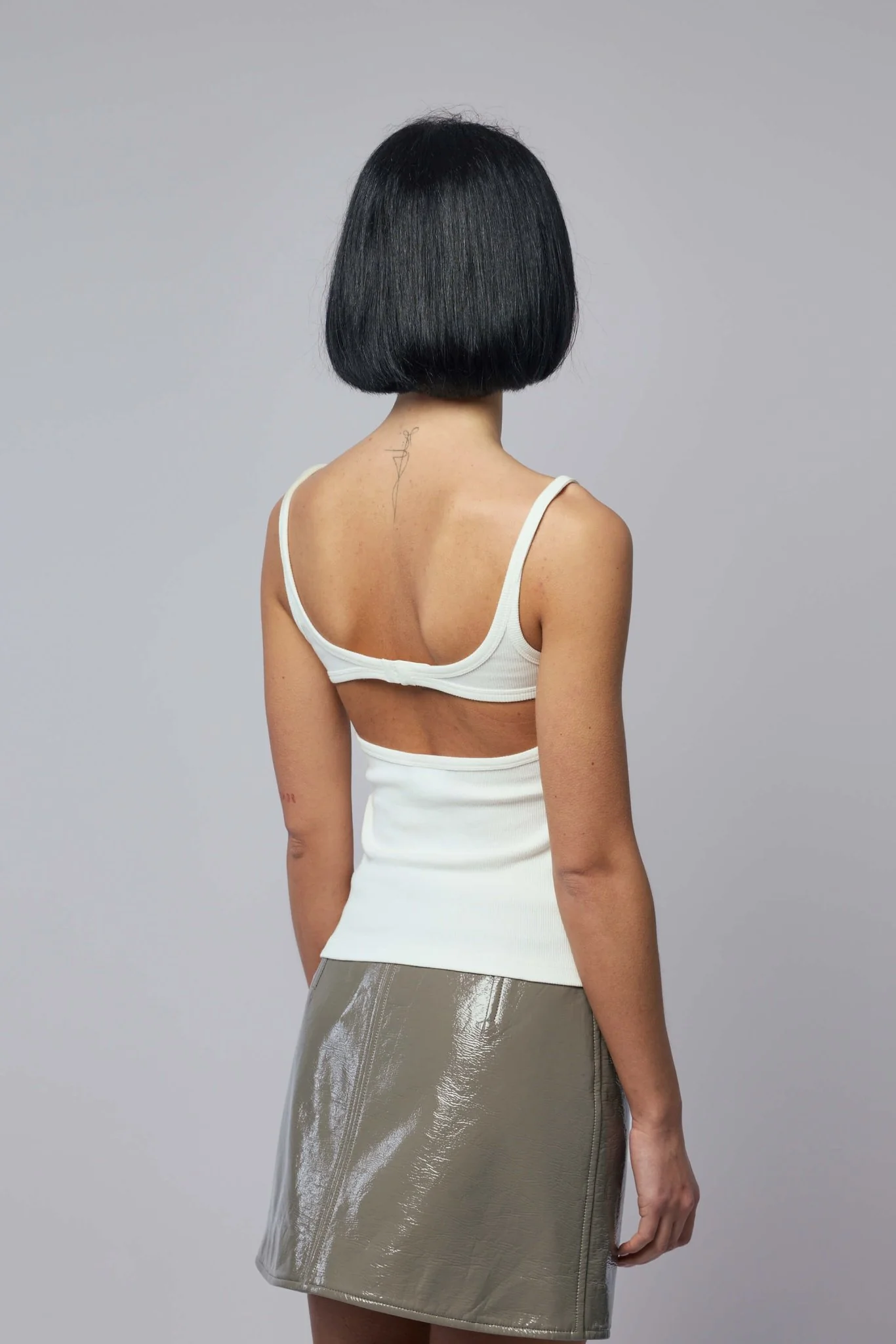 90's Cut-out Ribbed Tank Top - Image 5