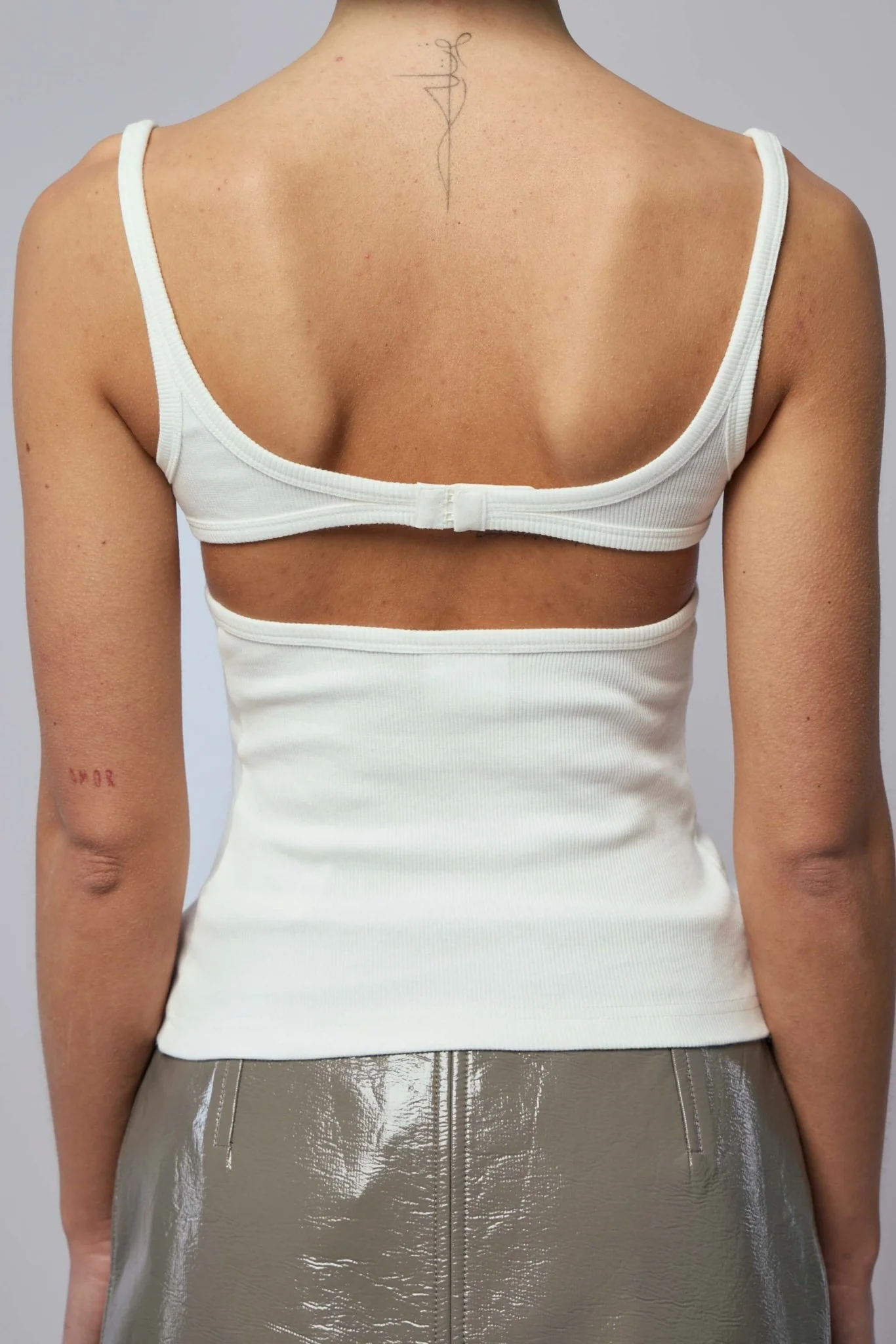 90's Cut-out Ribbed Tank Top - Image 6