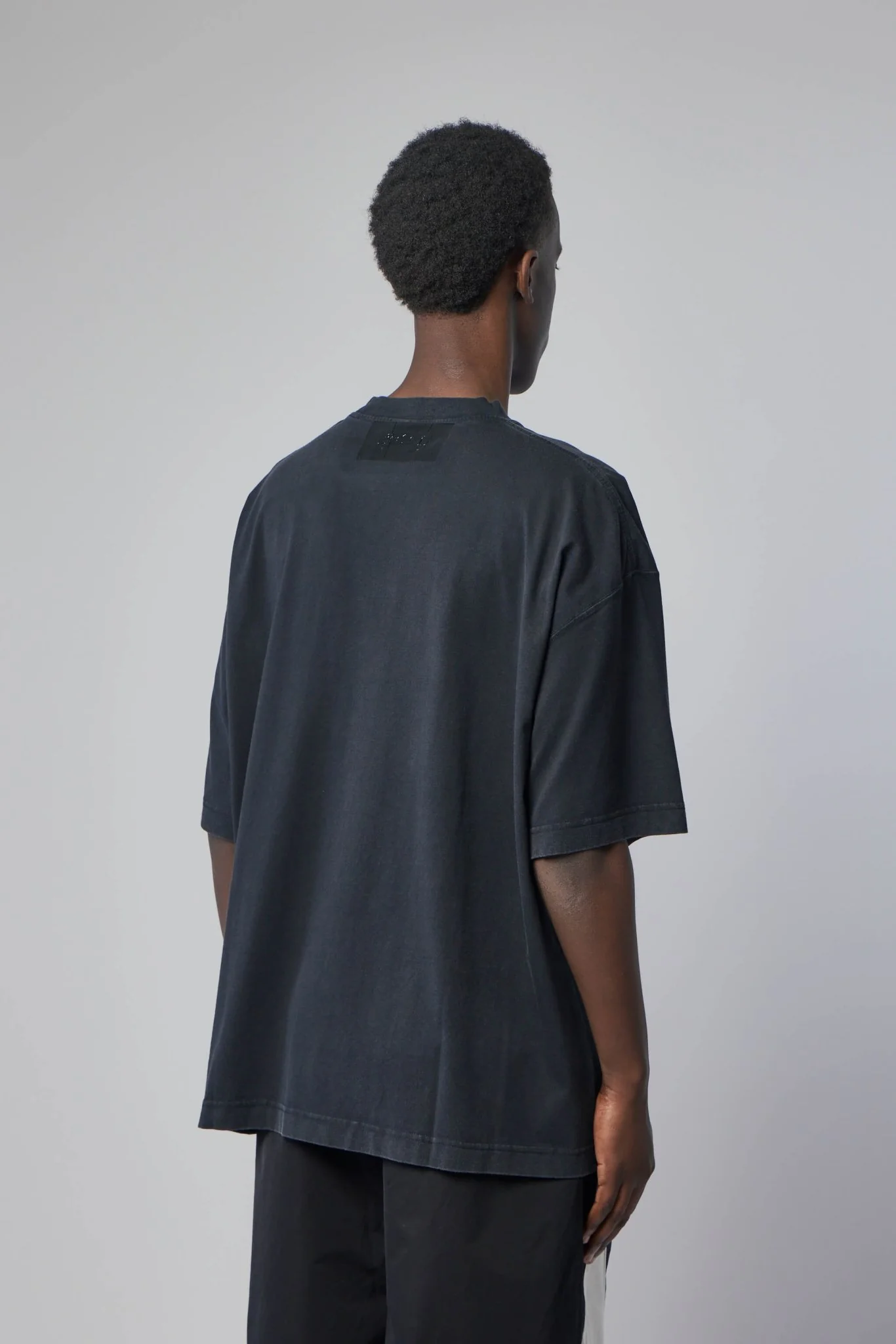 Taped Logo T-shirt - Image 5
