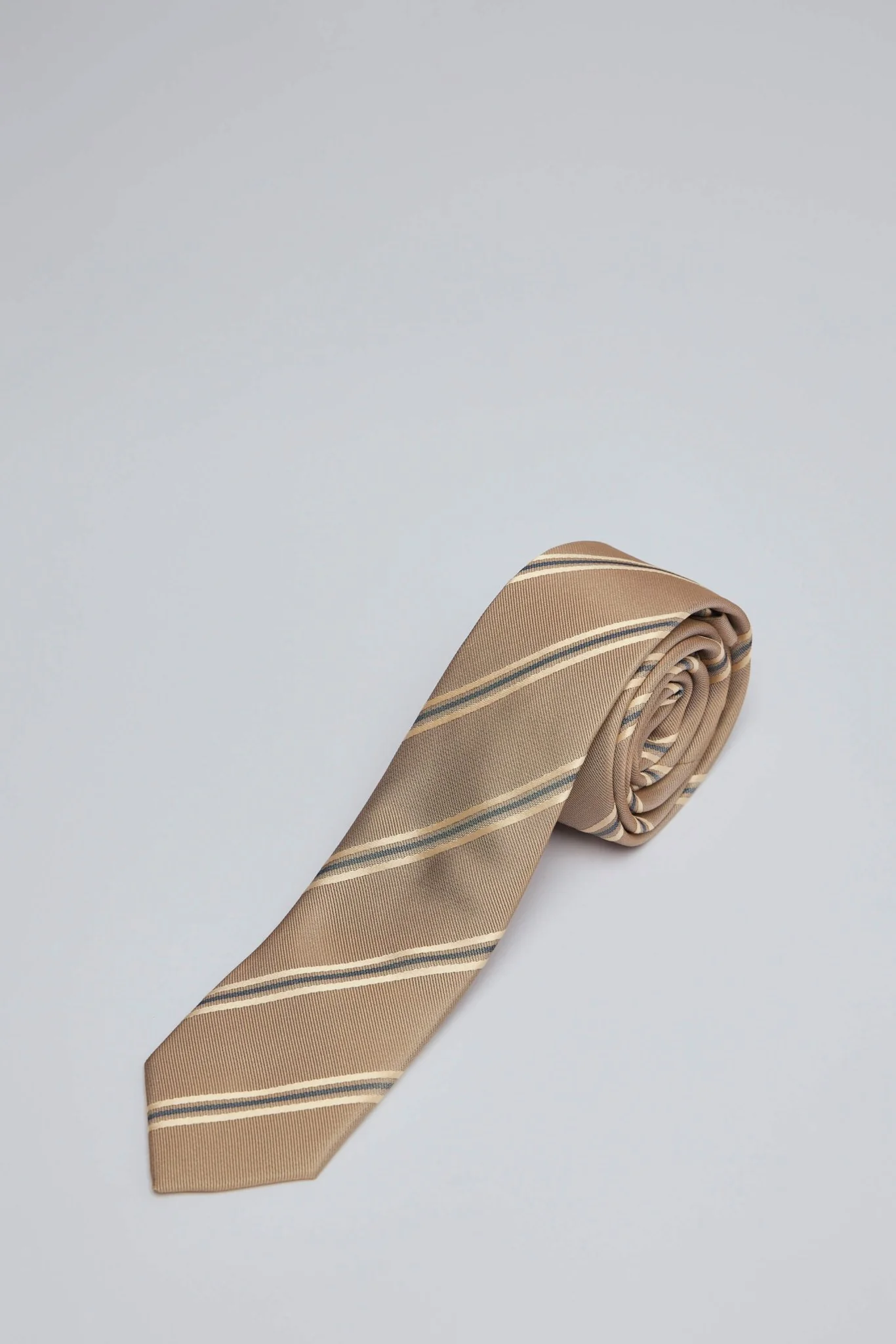 Classic Diagonal Stripe Tie - Image 3