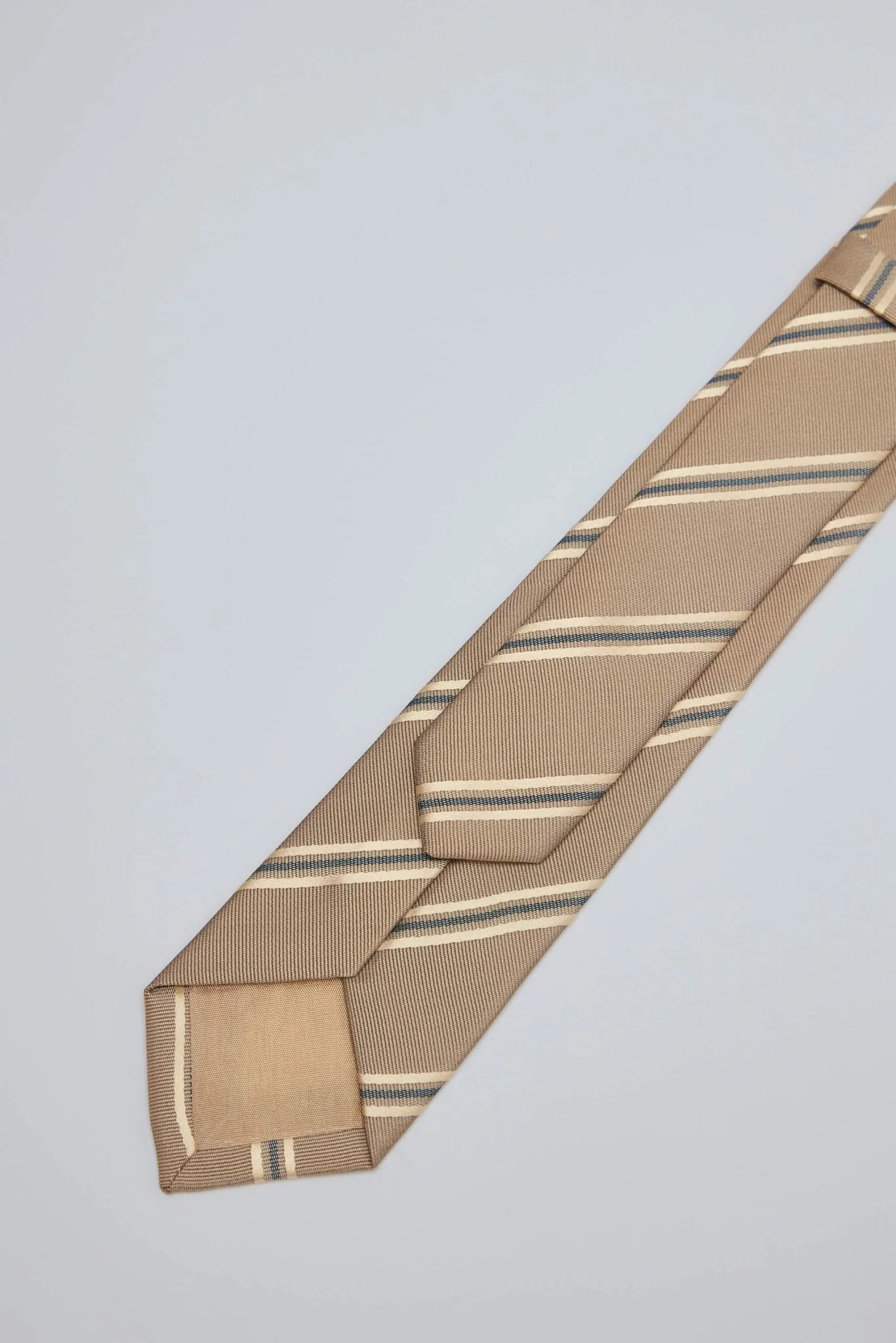 Classic Diagonal Stripe Tie - Image 4