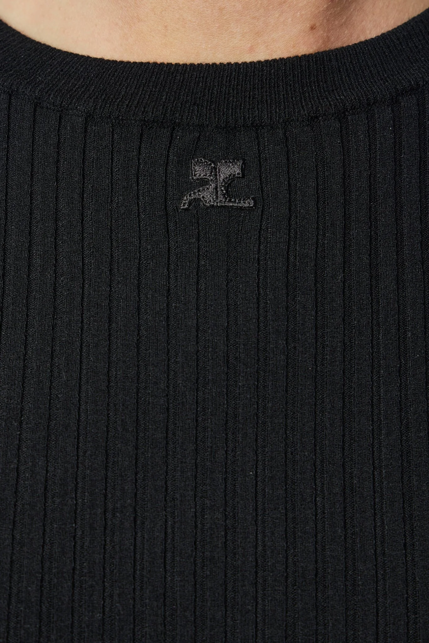 Buckle Rib Knit T-shirt - Image 5