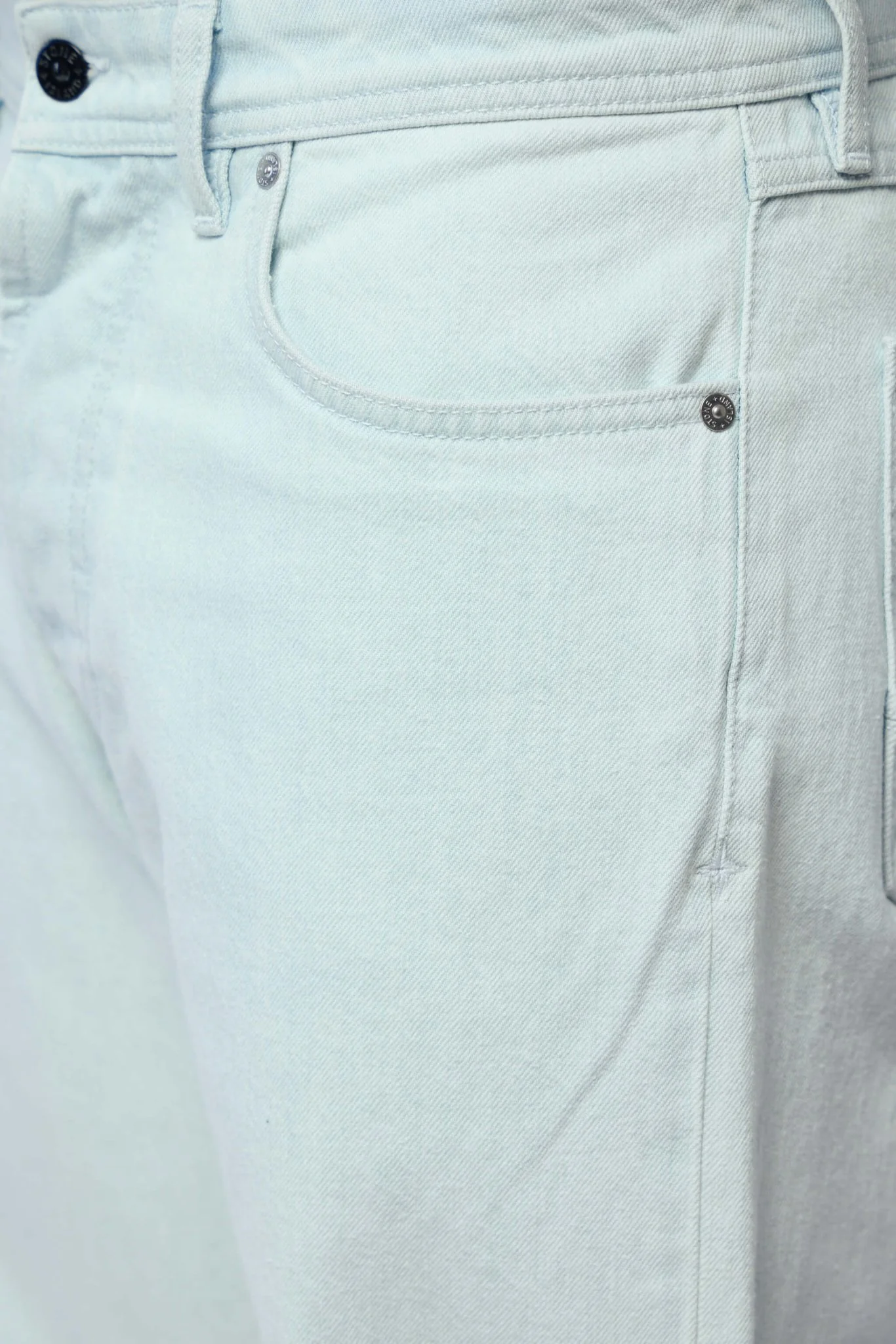 Loose Fit Five Pocket Jeans - Image 4