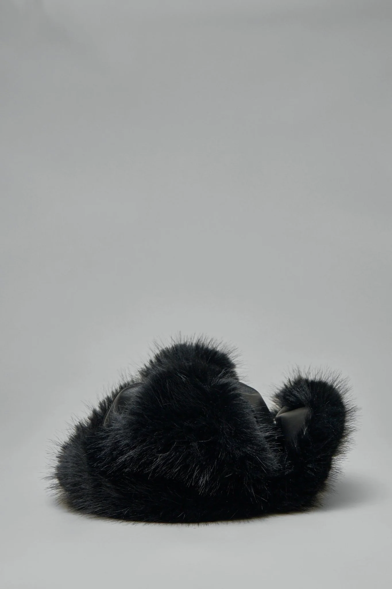 Leather Faux Fur-trimmed Hat - Image 3