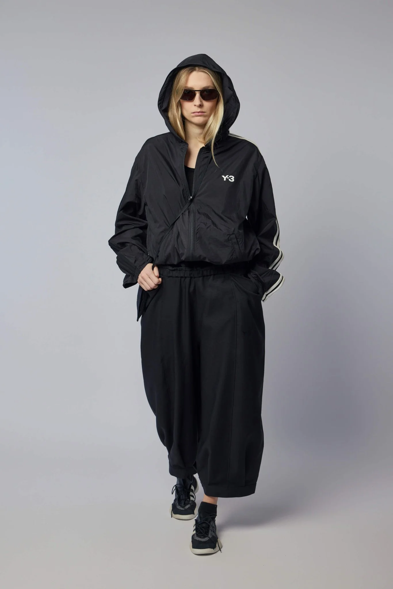 W SU Cropped TP Wide-Leg Pants - Image 6