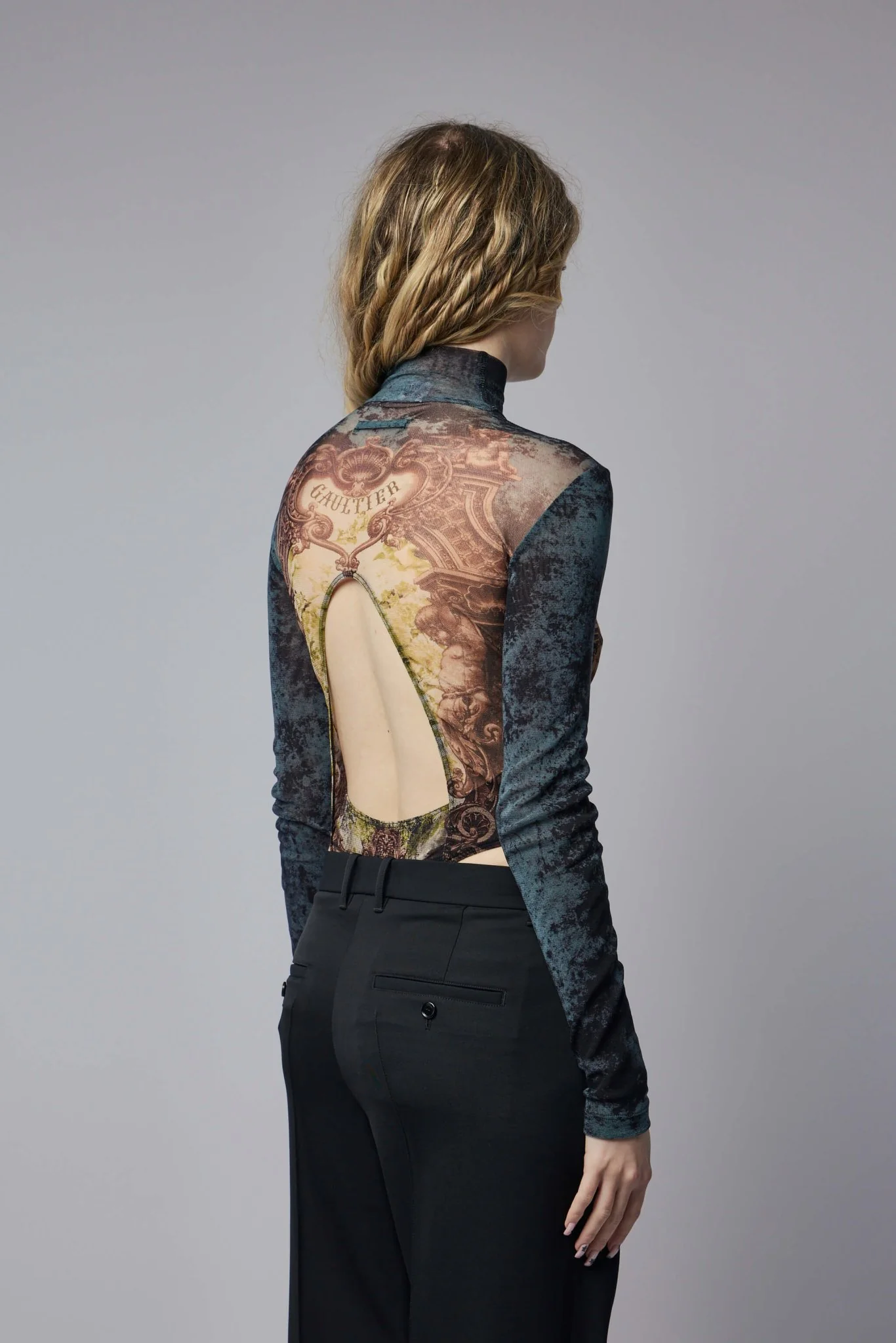 Médaillon Mesh Bodysuit - Image 3