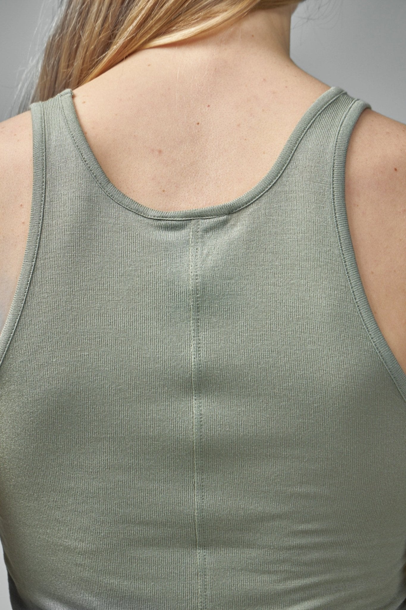 W TS 560 - Image 4