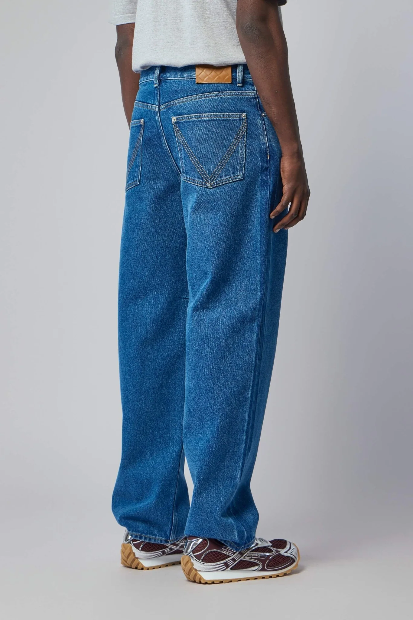Medium Indigo Wide Leg Jeans - Image 5