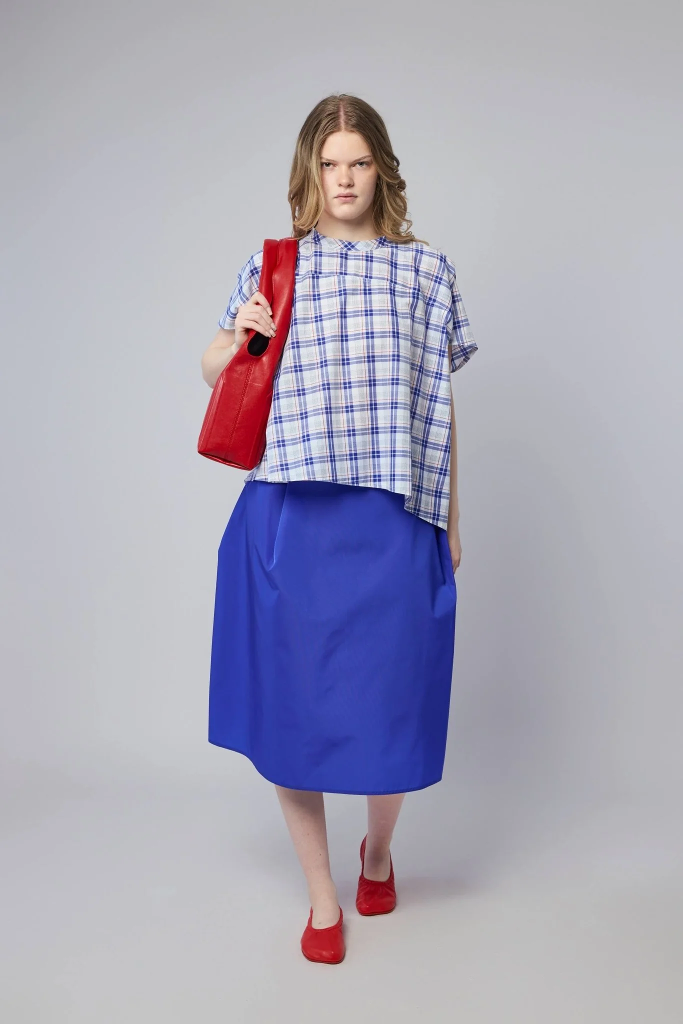 Wide Skirt, Assymetrical Waist - Image 6