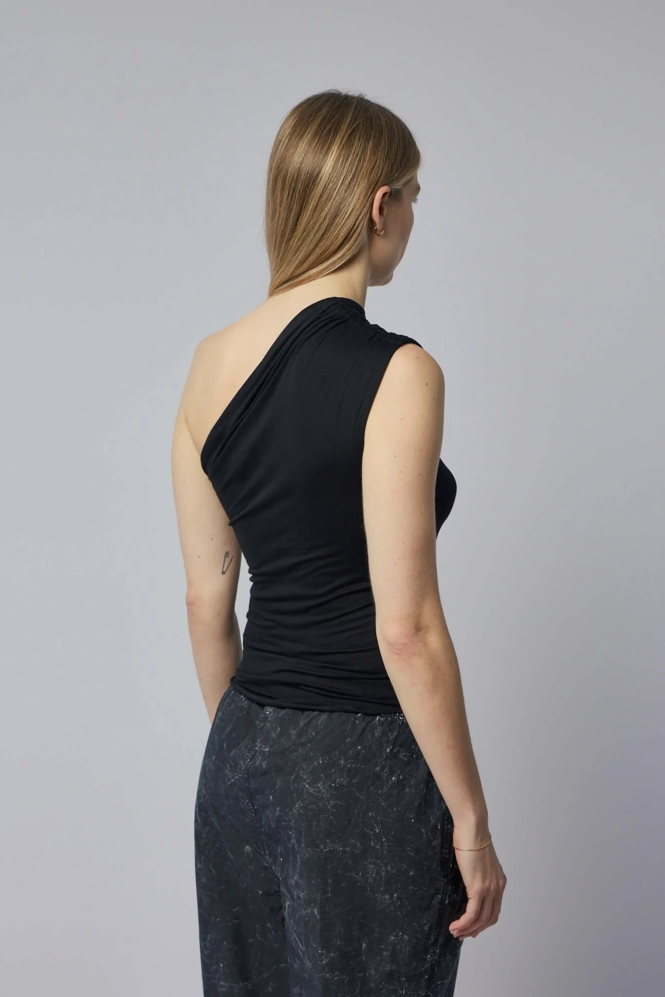 W TS 604 - Image 4