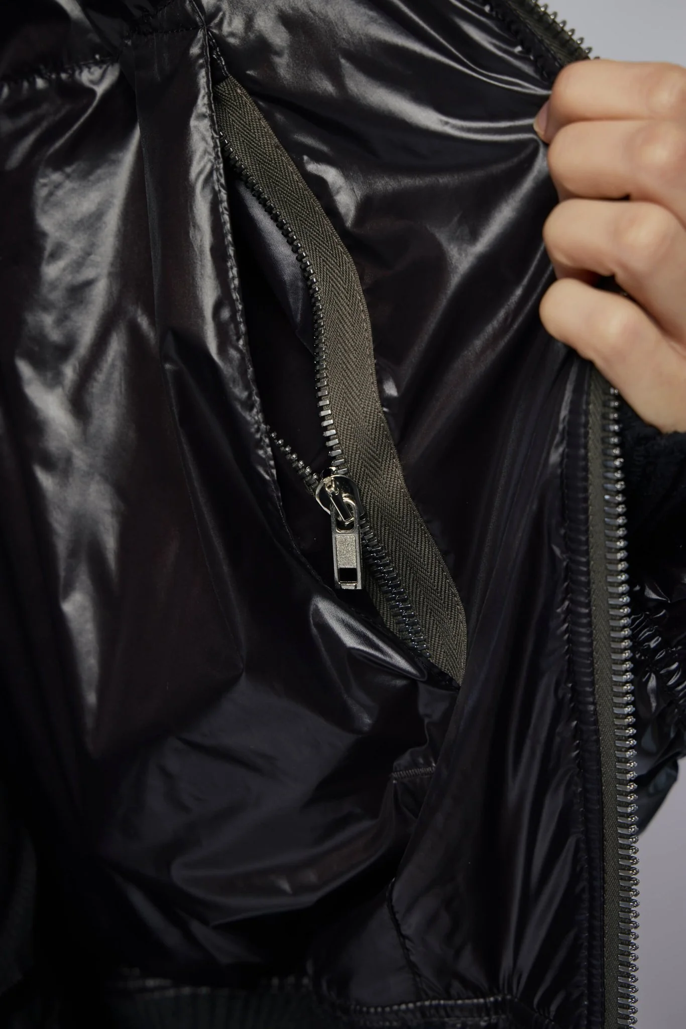 Woven Padded Bomber - Secchia Flight Black - Image 6
