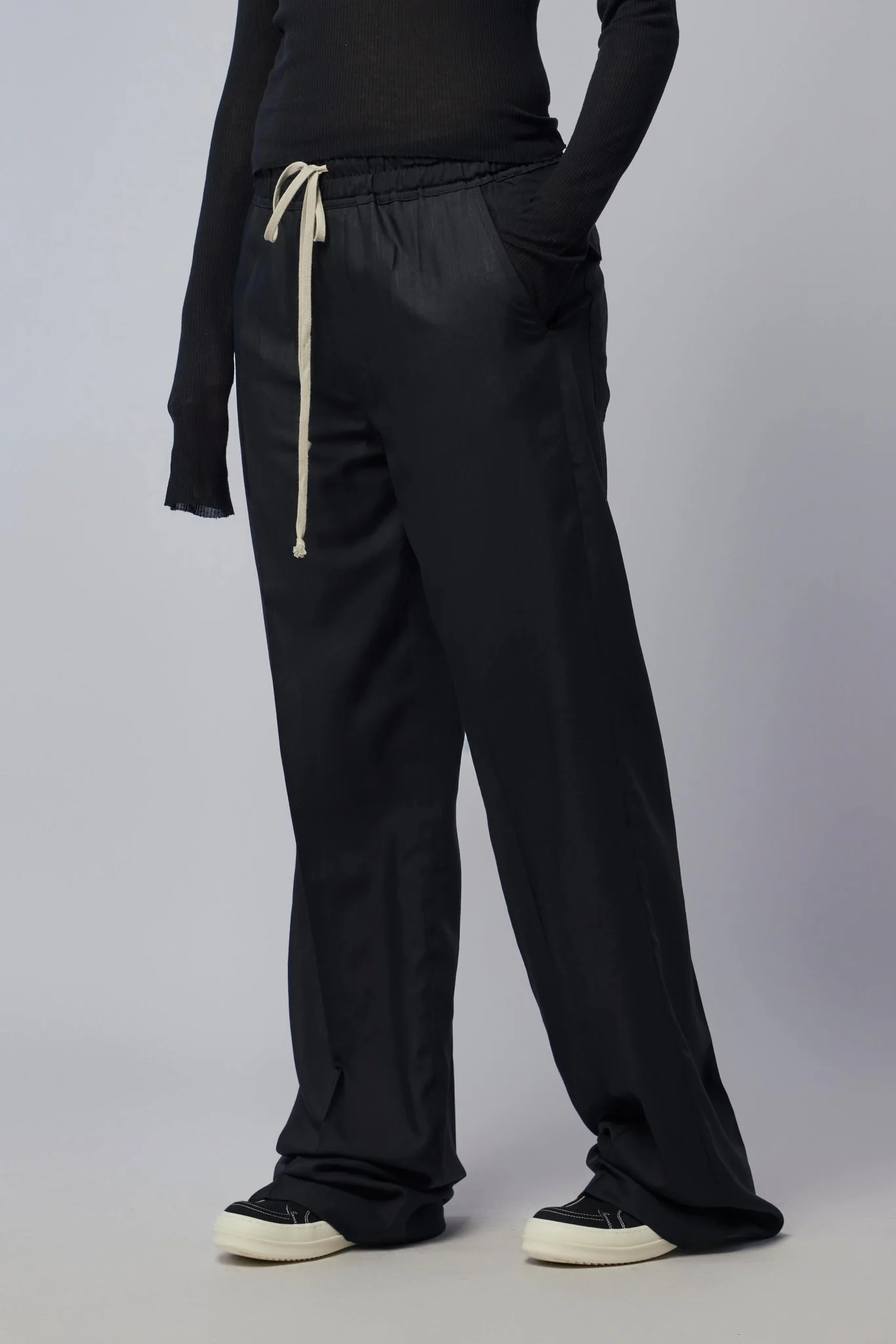 Woven Pants - Dietrich Drawstring Black - Image 3
