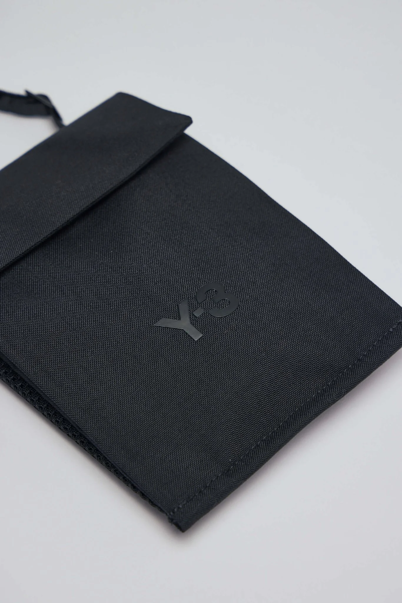 Y-3 POUCH - Image 3