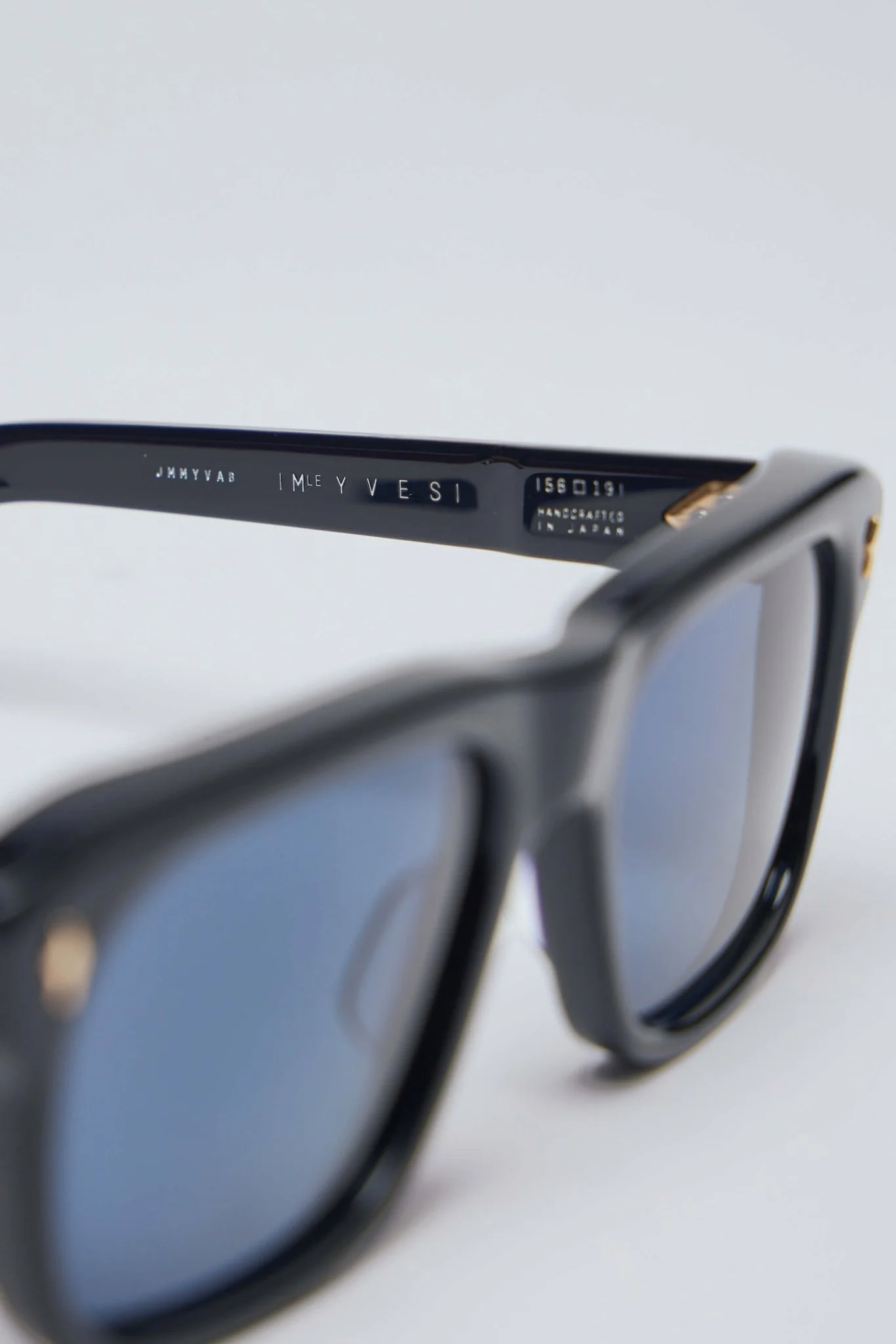 Yves Sunglasses - Image 5